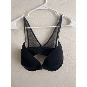 Victoria's Secret  34D Bra Lined Demi‎  Lace Front close Black Underwire